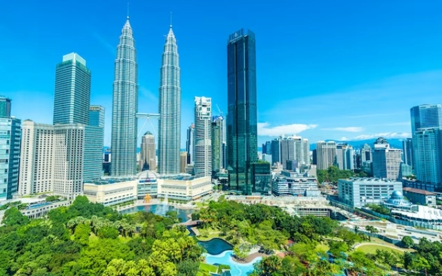 daftar universitas terbaik di kuala lumpur