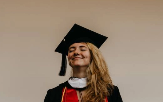 scholarship for women in stem