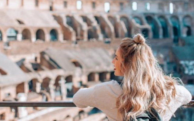 these are some reasons how studying abroad changes you