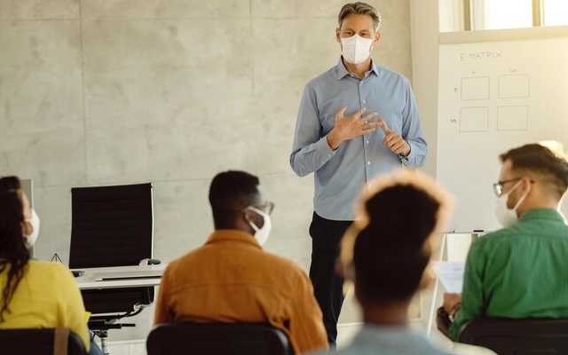 rekomendasi tempat kursus bahasa inggris di batam favorit siswa