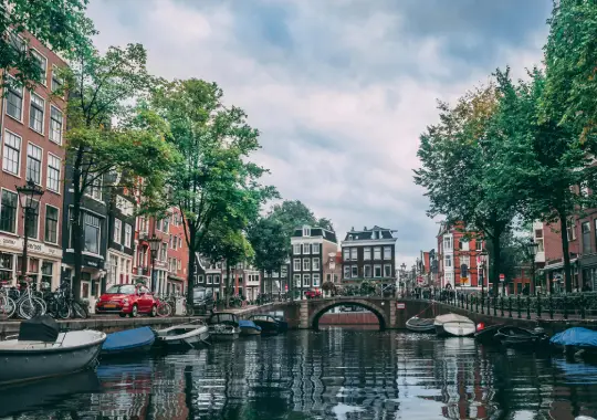 Belanda (Netherlands) - negara yang bagus untuk kuliah di luar negeri