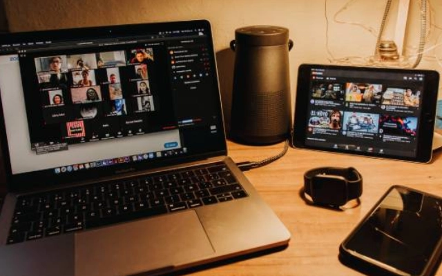 kelas online bahasa inggris, apa saja keuntungannya