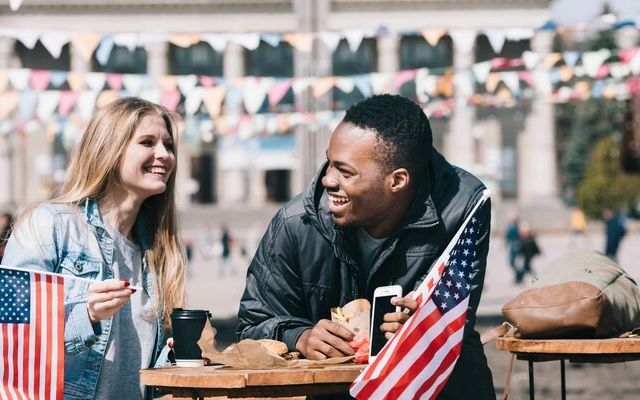 universitas seni terpopuler di amerika