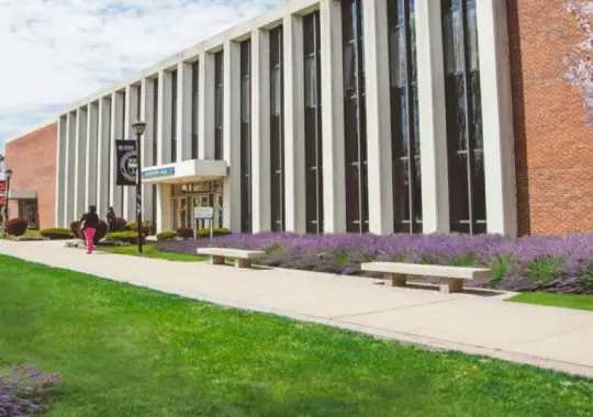 Fairleigh Dickinson University Vancouver - digital marketing canada