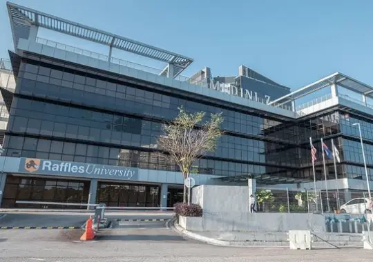 Raffles University - Jurusan DKV di Malaysia