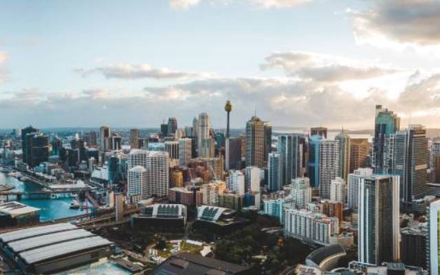 kuliah di kanada atau australia, mana lebih baik