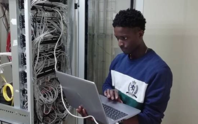 universitas terbaik di auckland untuk jurusan teknologi