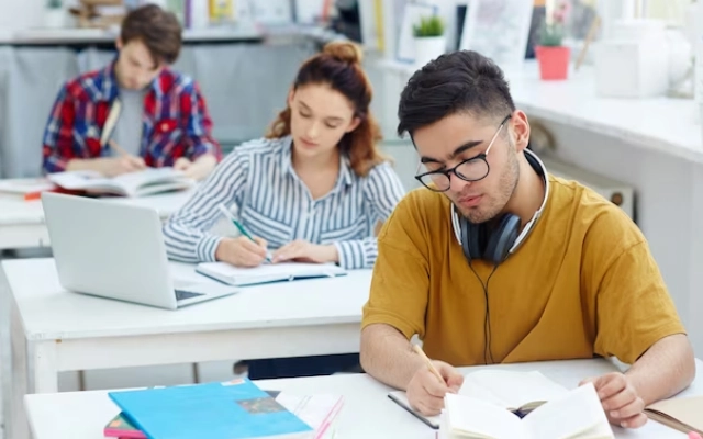 mengapa ielts menjadi syarat kuliah di luar negeri