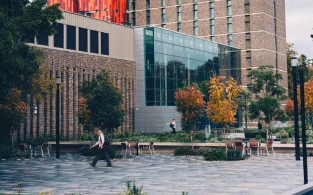 universitas untuk kuliah s2 di australia yang murah