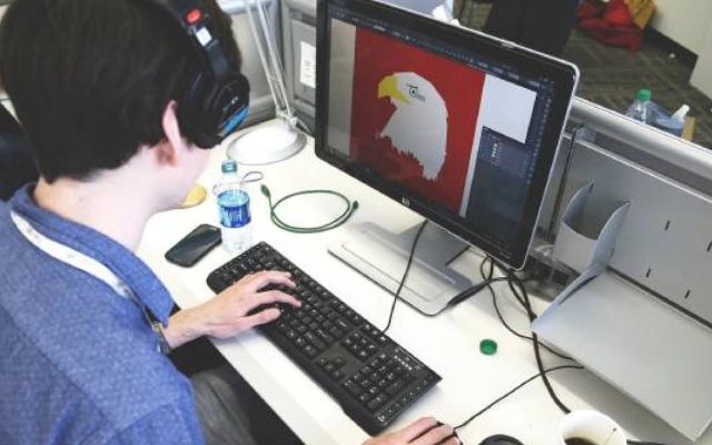 kuliah desain grafis di luar negeri, apa yang dipelajari