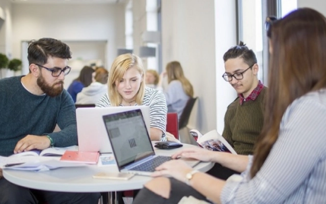 kuliah di singapura vs australia, mana yang akan kamu pilih