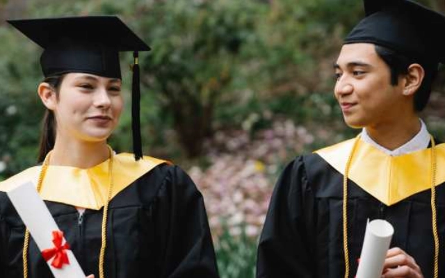 lulusan populer dari harvard university