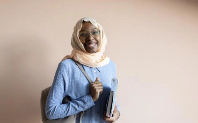 bahasa pengantar ketika kuliah di malaysia