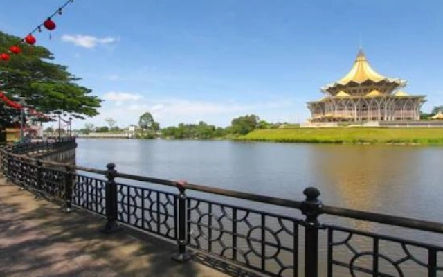 universitas terbaik di sarawak malaysia