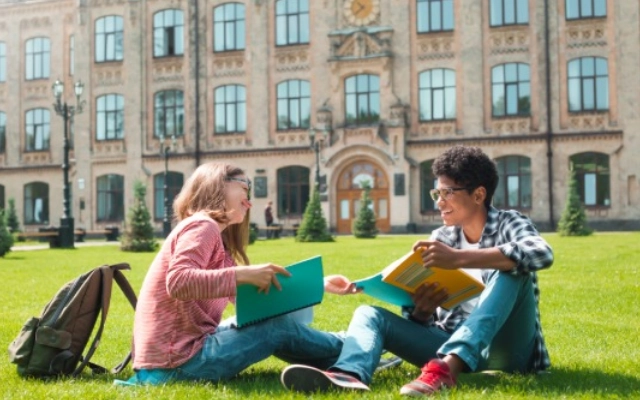 10 jurusan kuliah terbaik di inggris