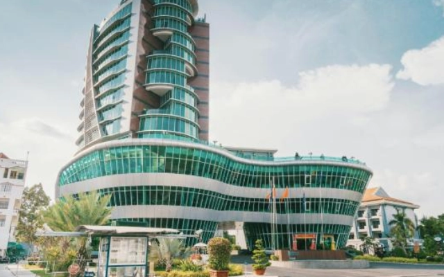 estimasi biaya kuliah perhotelan di swiss