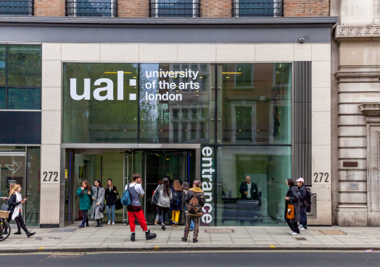 University of the Arts London (UAL) - kuliah desain grafis di inggris