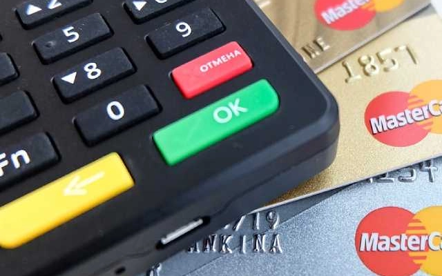 biaya kuliah di academy of information technology australia