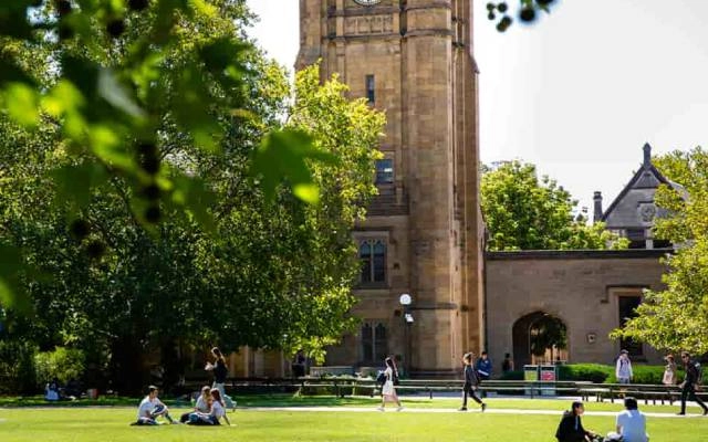 biaya kuliah universitas melbourne 2019-2020
