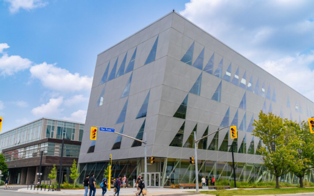 Ranking & Biaya Kuliah di York University Canada Terbaru 2026