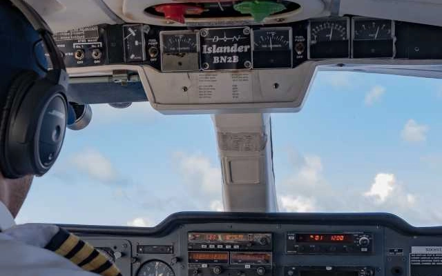 gaji pilot pemula belasan juta rupiah bulan