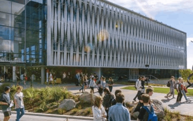 ini daftar syarat masuk di university of waikato