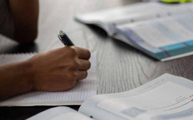 jadwal masuk dan biaya kuliah di university of twente, belanda