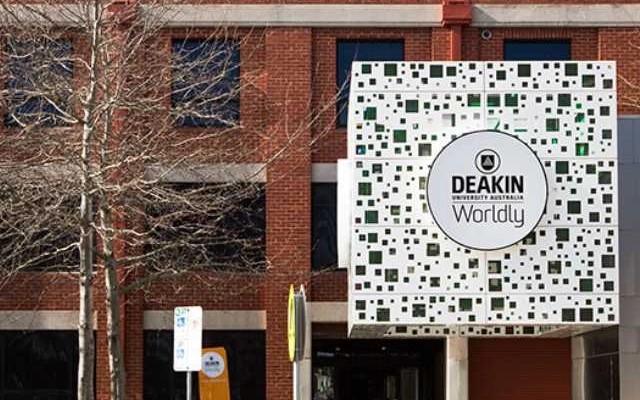 jadwal masuk kuliah di deakin university australia