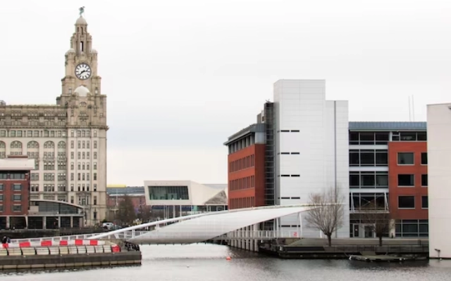 ketahui syarat kuliah di liverpool