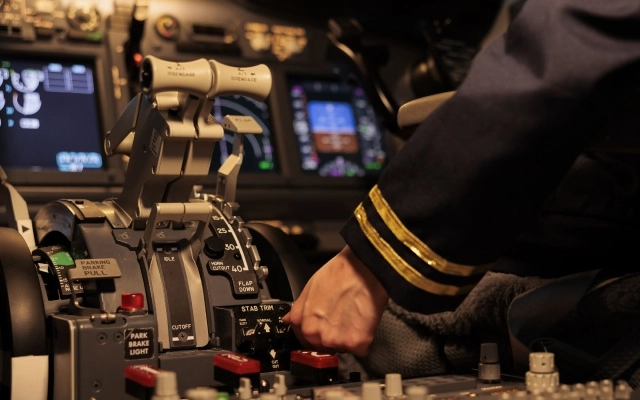 mengenal flight control pesawat terbang secara general