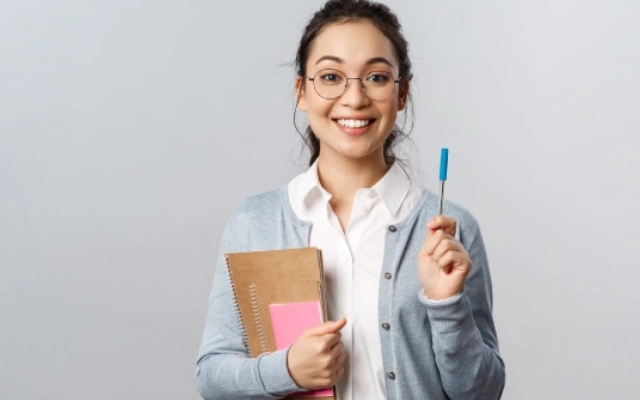 perbedaan antara school, college, dan university