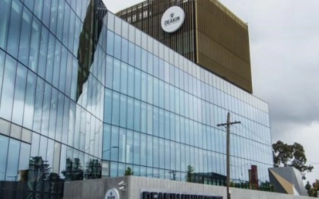 syarat dan biaya kuliah di deakin university australia