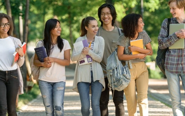 syarat kuliah dan rekomendasi universitas terbaik di london