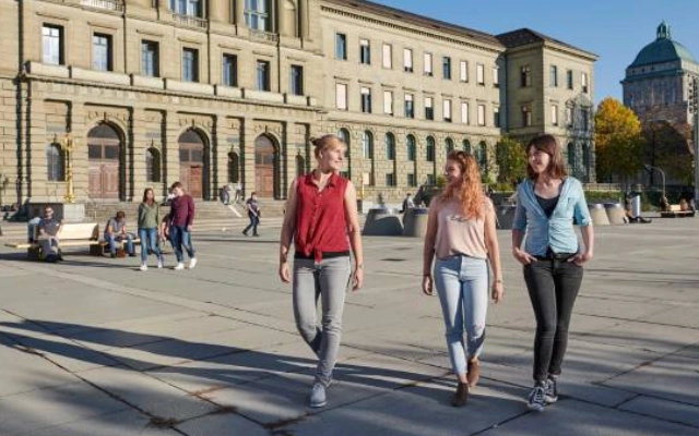 3 universitas di zurich swiss