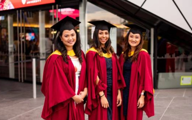 daftar notable alumni di murdoch university