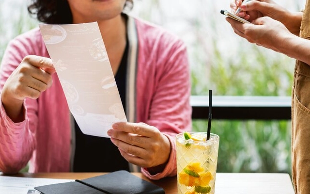 estimasi biaya makan di singapura untuk mahasiswa