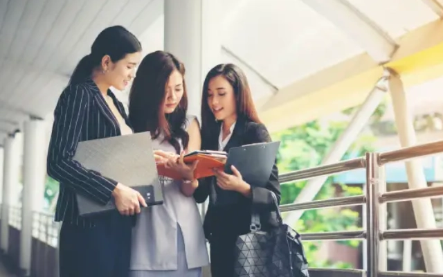 program foundation di macquarie university