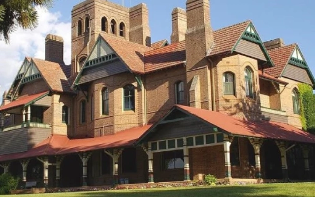 kenal lebih dalam tentang university of new england sydney (une)