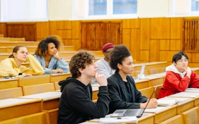 apa saja keunggulan kuliah di thailand