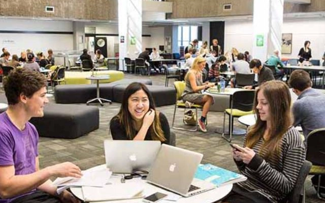 apa saja fasilitas kuliah di university of canterbury