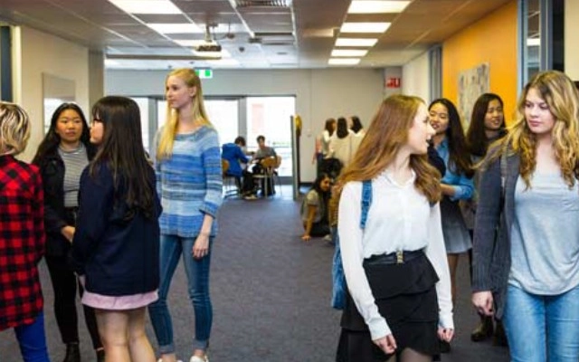 cara daftar dan jurusan kuliah di eynesbury australia