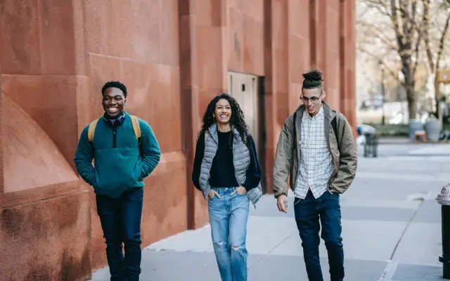 durasi kuliah s1 di inggris yang akan kamu jalani