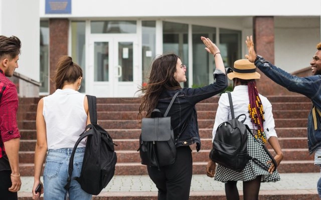 fasilitas kuliah di swinburne university of technology australia