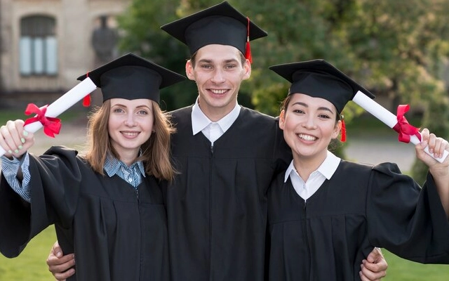 gelar sarjana s1 populer di luar negeri