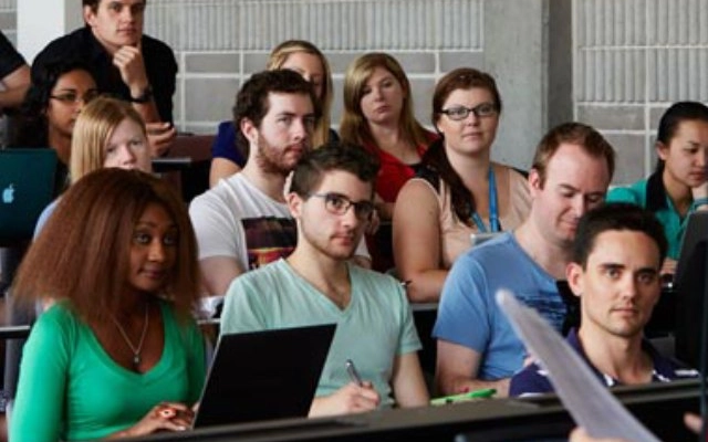jadwal masuk kuliah di university of canberra, australia