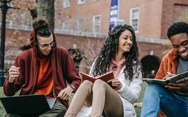 jadwal masuk kuliah di wittenborg university of applied sciences