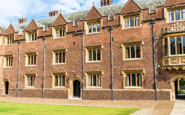 mengapa harus memilih belajar bersama kaplan pathway di uk