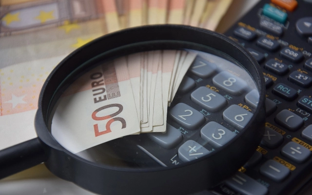 ranking dan biaya kuliah vatel group