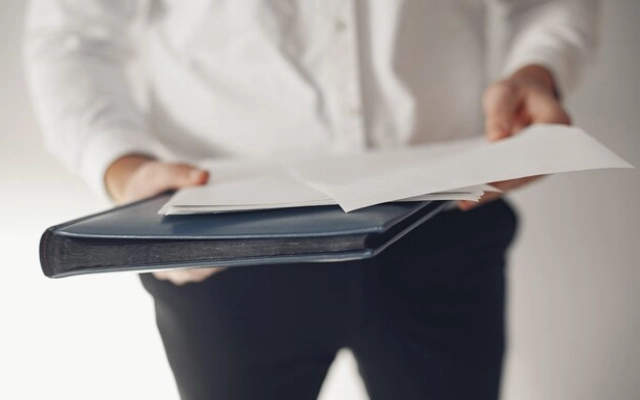 syarat masuk kuliah di holmes institute australia