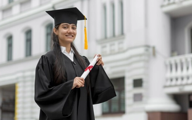 jurusan terbaik di coventry university untuk postgraduate